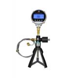 Automatic pressure calibrator
