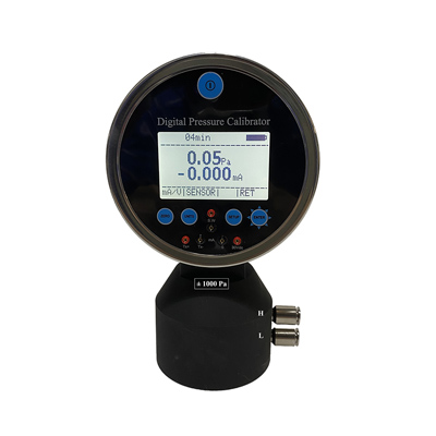 Automatic pressure calibrator